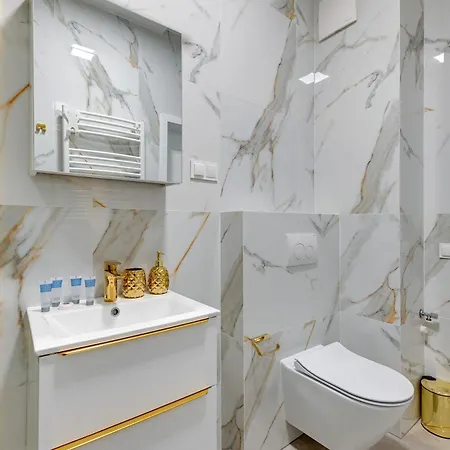 Apartment Granaria Prime Location By The River Gdansk