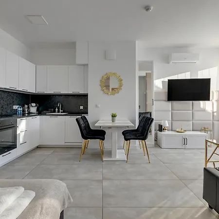 Apartament Granaria Prime Location By The River Gdańsk
