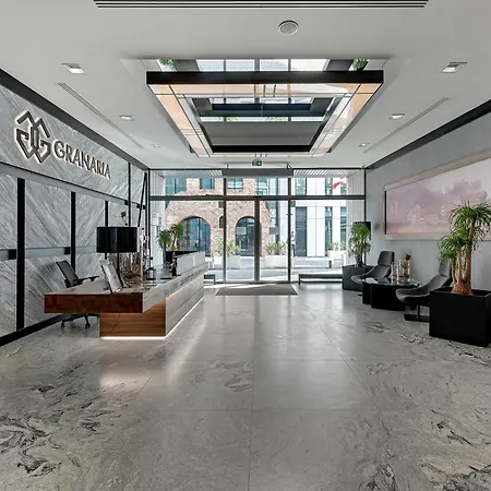 Granaria Prime Location By The River